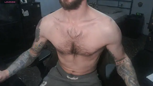 SexxxyLouis online show from December 2025 08:37:02 PM