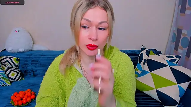 EllenMoore online show from March 2026 03:10:01 AM