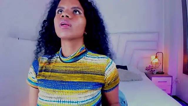 Ellie Alves online show from February 2025 12:54:01 PM