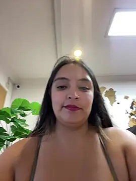 Snapshot of milly_cruz chatting on March 2026 11:19:02 PM milly cruz online show from March 2026 11:19:02 PM