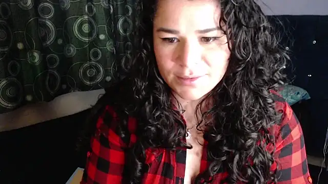 Snapshot of ANGELIQUE_KLANE chatting on June 2026 12:32:02 AM ANGELIQUE KLANE online show from June 2026 12:32:02 AM