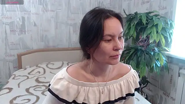 GinaQSoul online show from April 2026 06:22:02 AM