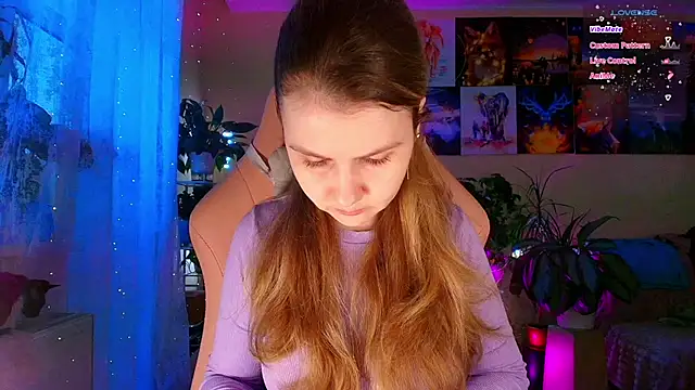 Snapshot of GoodWitch_ chatting on February 2026 07:18:01 AM GoodWitch online show from February 2026 07:18:01 AM