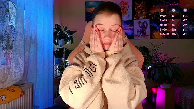 Snapshot of GoodWitch_ chatting on February 2026 09:37:01 AM GoodWitch online show from February 2026 09:37:01 AM