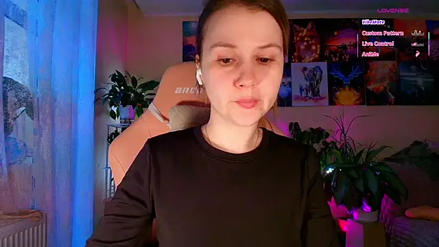 Snapshot of GoodWitch_ chatting on February 2026 07:58:02 AM GoodWitch online show from February 2026 07:58:02 AM