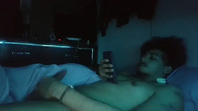 Snapshot of bigdickjojo69 chatting on January 2026 04:23:02 PM bigdickjojo69 online show from January 2026 04:23:02 PM