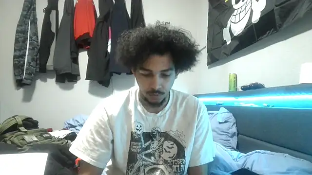 Snapshot of bigdickjojo69 chatting on January 2026 10:15:01 PM bigdickjojo69 online show from January 2026 10:15:01 PM