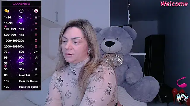 Snapshot of KristiOwen chatting on March 2025 05:17:02 AM KristiOwen online show from March 2025 05:17:02 AM