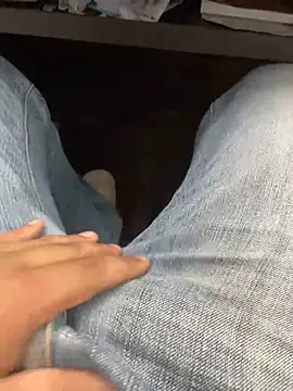 Snapshot of kavilv69fuck chatting on January 2025 05:22:02 AM kavilv69fuck online show from January 2025 05:22:02 AM