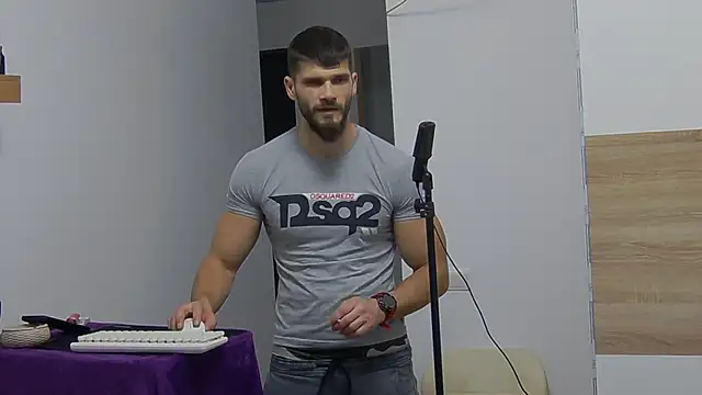 MauroTwin online show from February 2025 06:19:01 PM