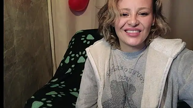 dagny-jo online show from February 2025 02:42:02 AM