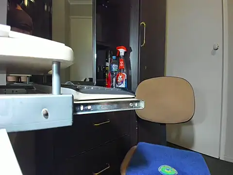 Snapshot of Angelchezcka chatting on April 2026 05:16:02 AM Angelchezcka online show from April 2026 05:16:02 AM