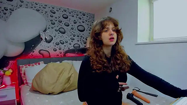 AlmaFancy online show from April 2026 05:24:02 AM