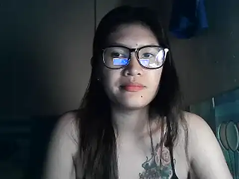 leamorena online show from December 2024 04:43:01 PM