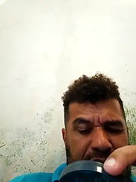 tarra122 online show from April 2026 04:52:01 PM