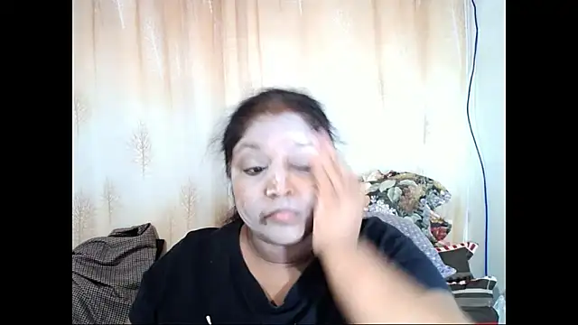 Snapshot of Indiantasha chatting on March 2025 05:29:01 PM Indiantasha online show from March 2025 05:29:01 PM