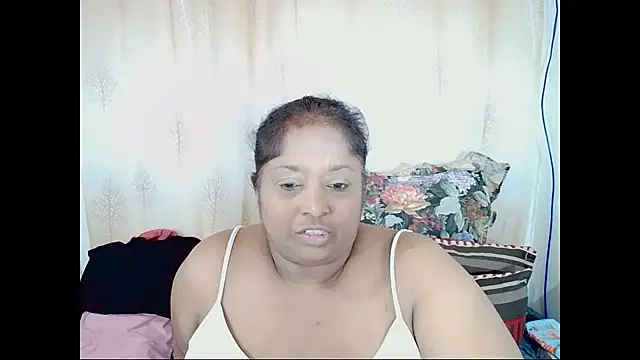 Snapshot of Indiantasha chatting on March 2025 08:20:02 PM Indiantasha online show from March 2025 08:20:02 PM