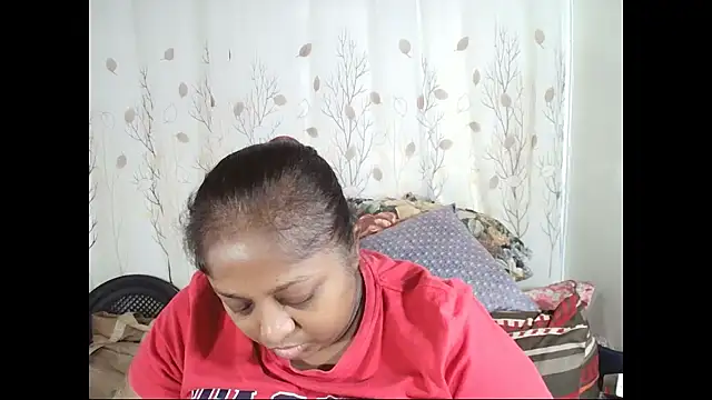 Snapshot of Indiantasha chatting on September 2025 04:51:02 PM Indiantasha online show from September 2025 04:51:02 PM