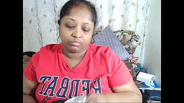 Snapshot of Indiantasha chatting on October 2025 04:19:01 PM Indiantasha online show from October 2025 04:19:01 PM