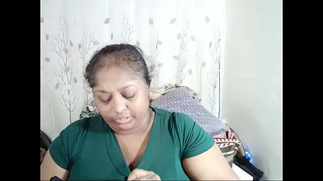 Snapshot of Indiantasha chatting on December 2025 04:02:01 PM Indiantasha online show from December 2025 04:02:01 PM