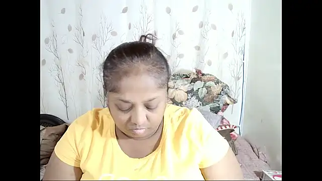 Snapshot of Indiantasha chatting on January 2026 04:12:02 PM Indiantasha online show from January 2026 04:12:02 PM