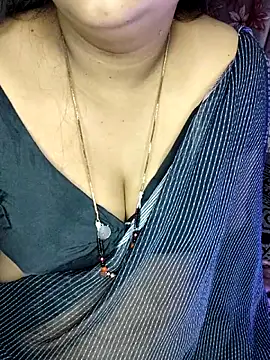 Love 4Sex online show from April 2026 07:45:01 AM