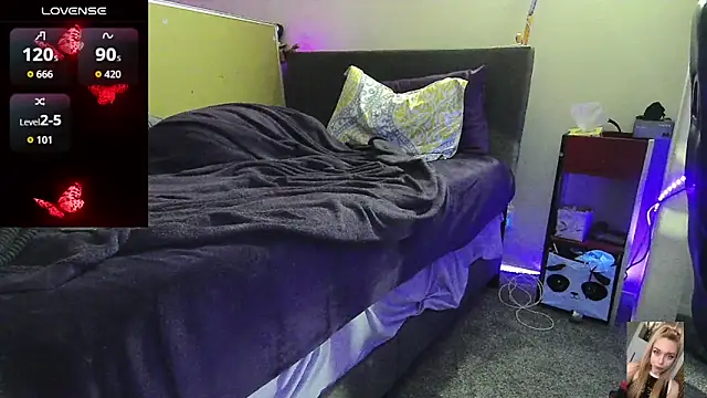 Blondiewithanass online show from April 2026 08:30:01 AM