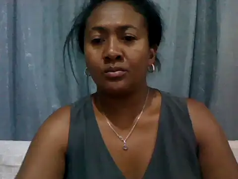 sexyladii online show from December 2025 04:37:02 PM