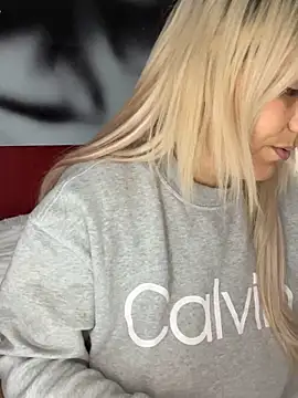 LittleMissEeve online show from December 2025 11:20:02 PM