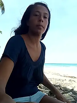 Luna-Natural online show from September 2025 04:17:01 PM