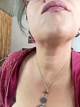 CristalRays online show from May 2026 08:50:02 PM