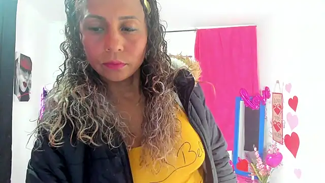 samantha  smile online show from February 2025 04:20:01 AM