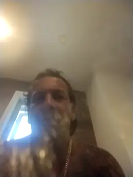 trucker1979 online show from September 2025 06:19:01 PM