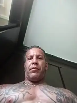 trucker1979 online show from July 2026 06:57:02 PM