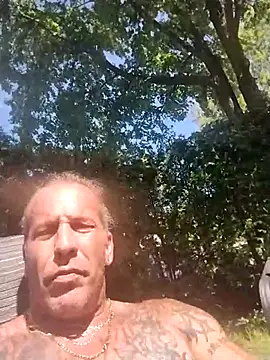 trucker1979 online show from July 2026 03:27:01 PM