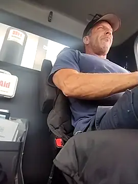 trucker1979 online show from July 2026 05:12:02 PM
