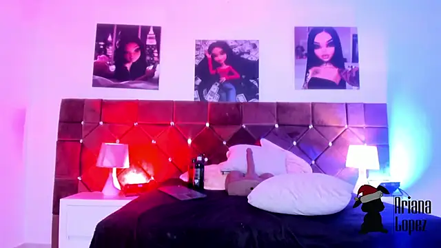 Snapshot of Ariana_lopezz chatting on January 2025 03:32:02 PM Ariana lopezz online show from January 2025 03:32:02 PM