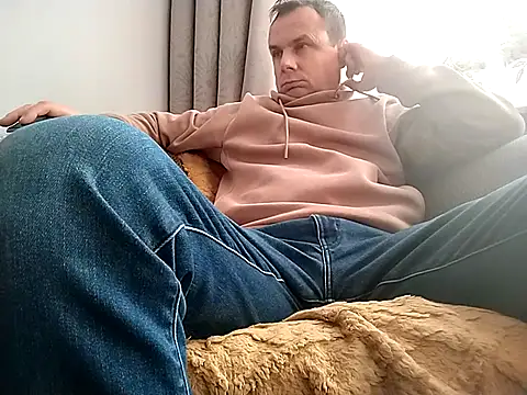 Snapshot of grzes19763 chatting on October 2025 08:15:02 AM grzes19763 online show from October 2025 08:15:02 AM