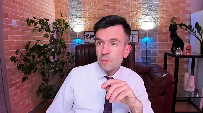 SteveTiger online show from February 2025 02:04:02 PM