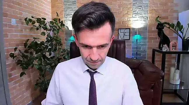 SteveTiger online show from February 2025 01:59:01 PM