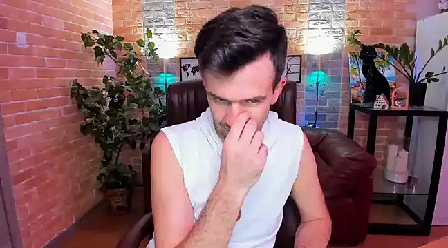 SteveTiger online show from February 2025 03:59:01 PM