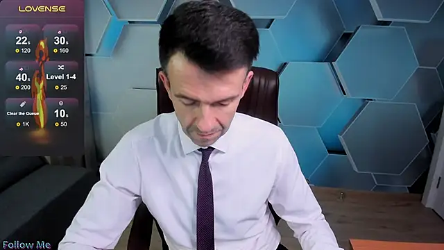 SteveTiger online show from November 2025 12:49:01 PM