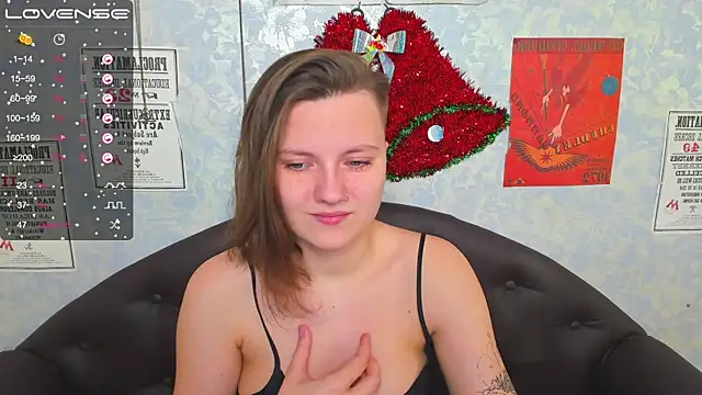 MelindaTin online show from December 2024 08:18:01 AM