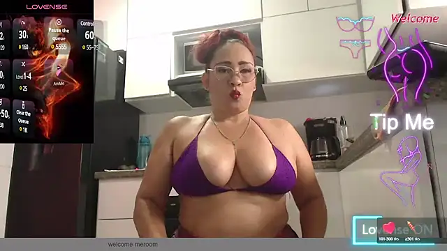 Snapshot of Tits__sweet chatting on March 2025 04:53:01 PM Tits sweet online show from March 2025 04:53:01 PM