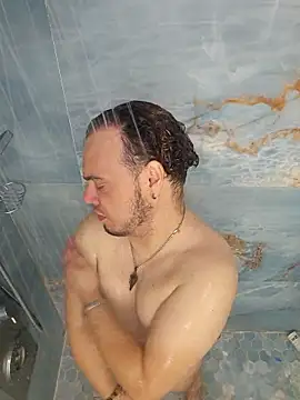 Snapshot of latinoflpr chatting on January 2026 01:10:02 AM latinoflpr online show from January 2026 01:10:02 AM