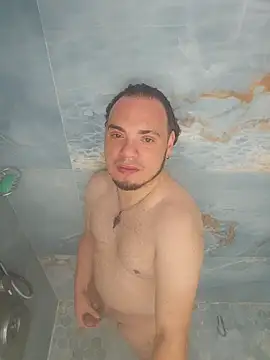 Snapshot of latinoflpr chatting on February 2026 02:59:02 AM latinoflpr online show from February 2026 02:59:02 AM