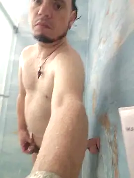 Snapshot of latinoflpr chatting on February 2026 06:45:02 AM latinoflpr online show from February 2026 06:45:02 AM