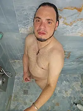 Snapshot of latinoflpr chatting on March 2026 01:35:02 AM latinoflpr online show from March 2026 01:35:02 AM