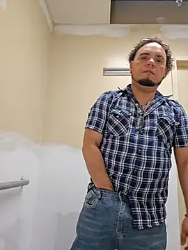 Snapshot of latinoflpr chatting on March 2026 08:35:02 PM latinoflpr online show from March 2026 08:35:02 PM