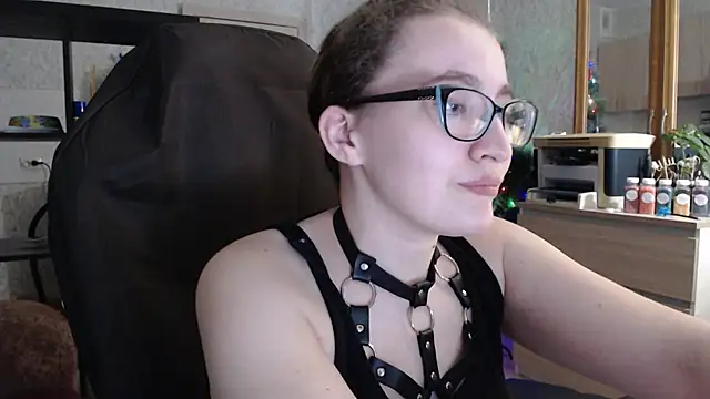 Snapshot of AnKey_Rayah chatting on January 2025 03:52:01 PM AnKey Rayah online show from January 2025 03:52:01 PM